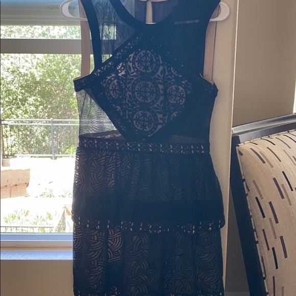 Mini black dress - Picture 1 of 9